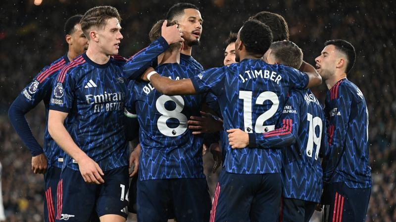 北青：邵佳一首期国足集训最早明年1月，将推进年轻化进程